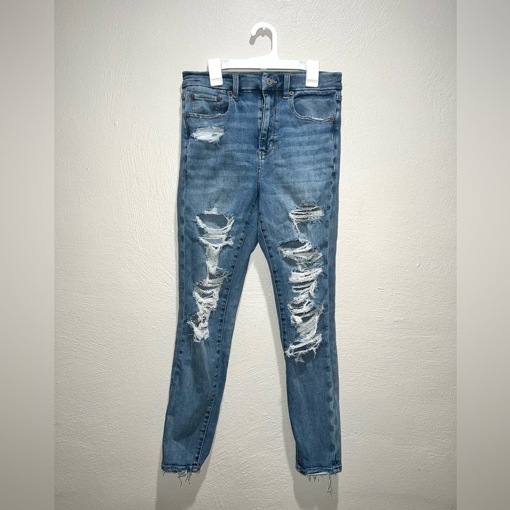 American Eagle Curvy Super Hi-Rise Jegging Distressed Jeans